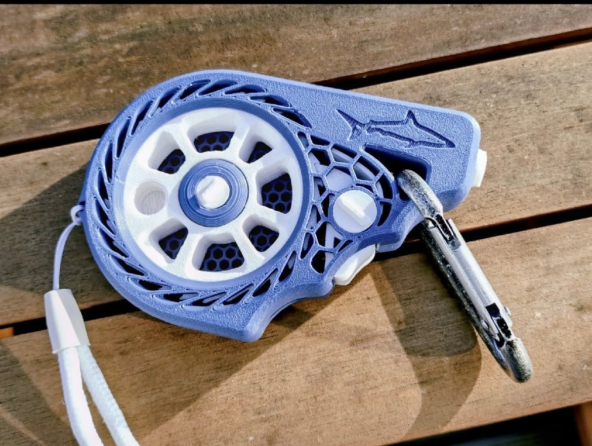 Pocket fishing reel